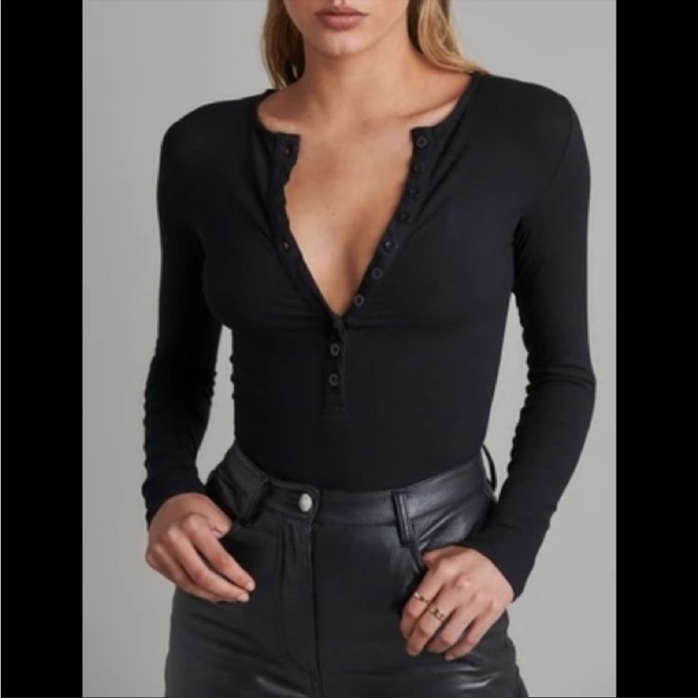 BAYSE Long Sleeve Ribbed Crew Neck Button Down Bodysuit